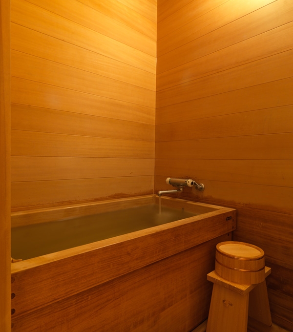 Traditional Hinoki Bathroom